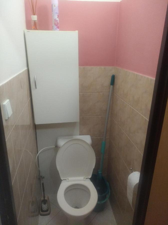 Byt 2+1 s balkonem Vsetín Kültér fotó
