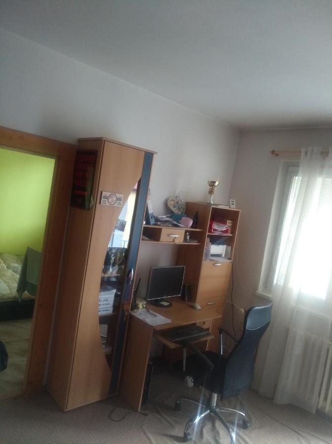 Byt 2+1 s balkonem Vsetín Kültér fotó